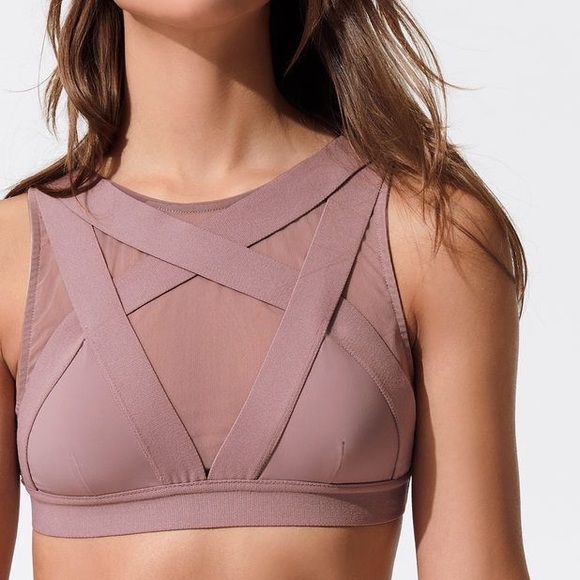 alo bandage sports bra - Picture 3 of 4